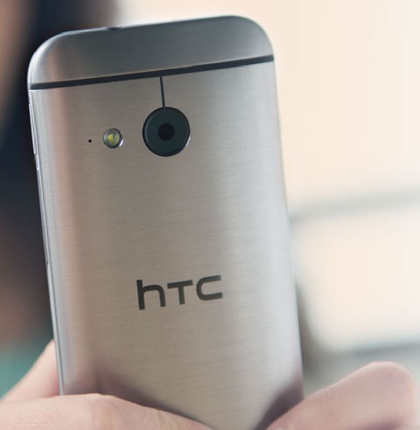 Design-ul telefonului